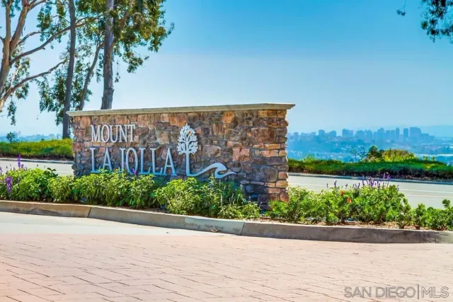 $1,895,000 | 2223 Camino Preciosa Sur, La Jolla, CA 92037