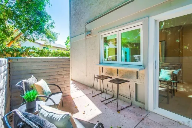 $1,889,000 | 2223 Camino Preciosa Sur, La Jolla, CA 92037