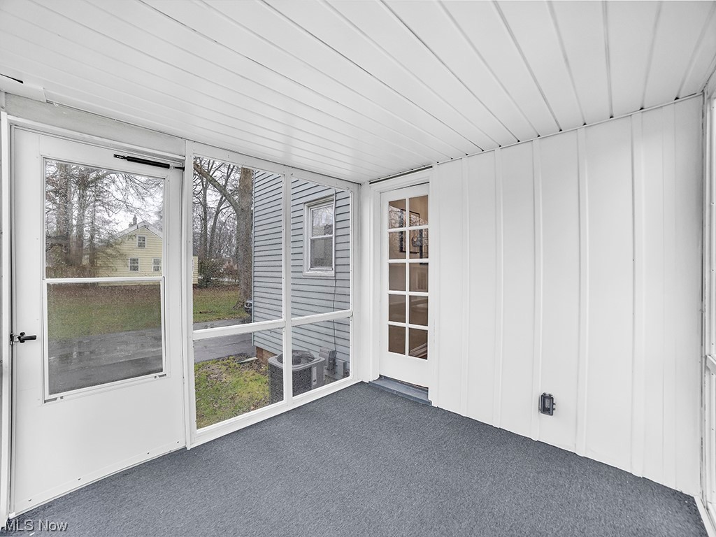 1105 Piermont Road Cleveland, OH 44121 - Photo 29 of 32
