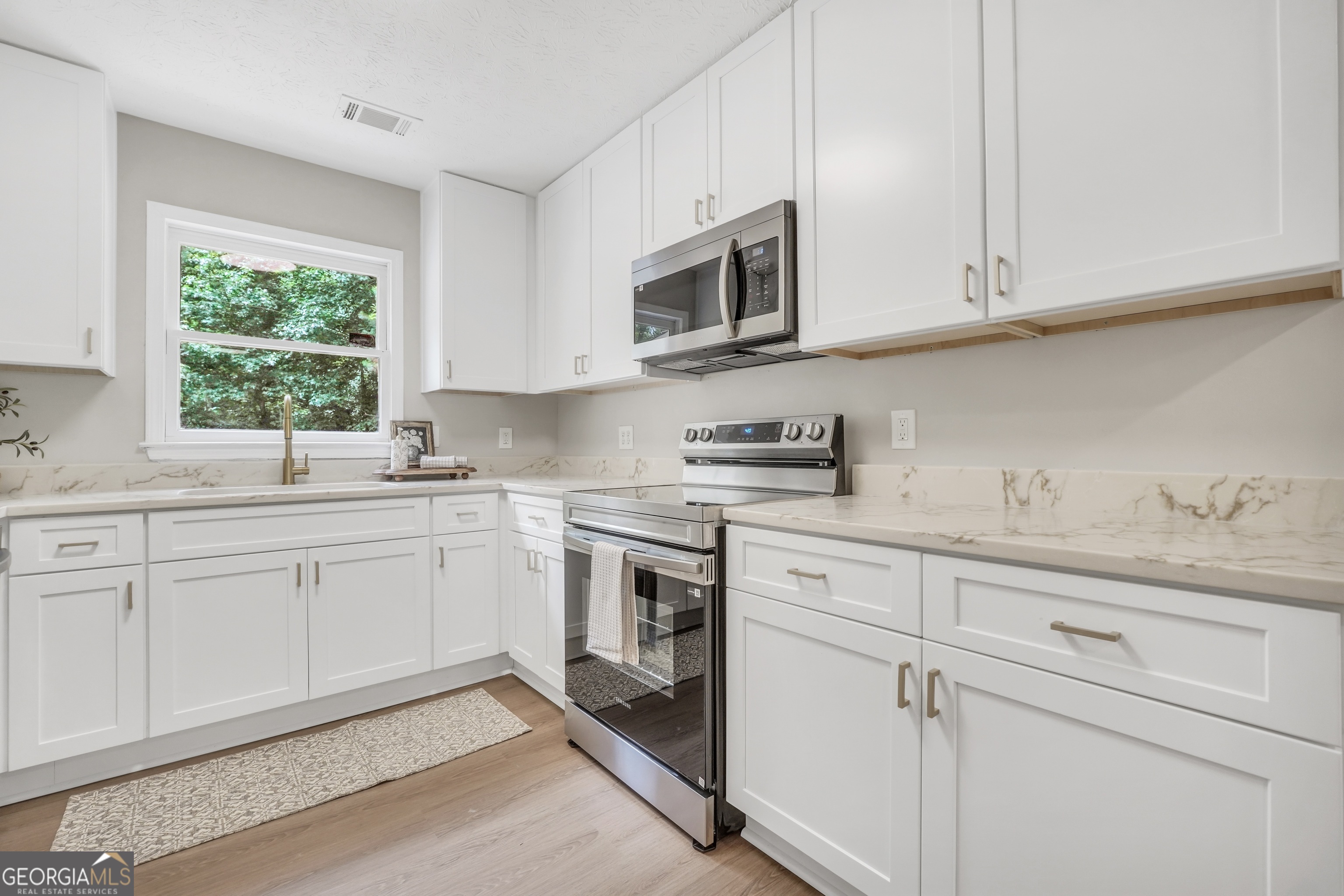 14908 Brown Bridge Road Covington, GA 30016 - Photo 11 of 37