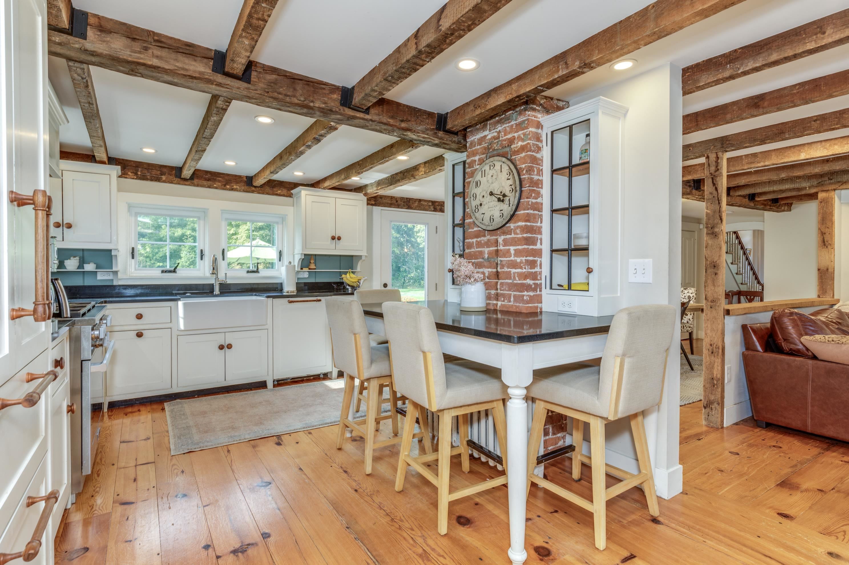 61 Mountain Road Concord, NH 03301 - Photo 15 of 50