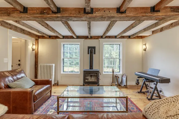 $1,025,000 | 61 Mountain Road, Concord, NH 03301