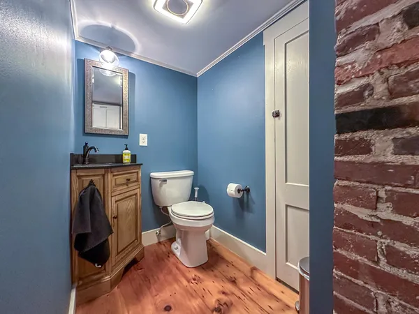 $1,025,000 | 61 Mountain Road, Concord, NH 03301