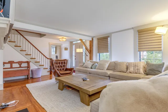 $1,025,000 | 61 Mountain Road, Concord, NH 03301