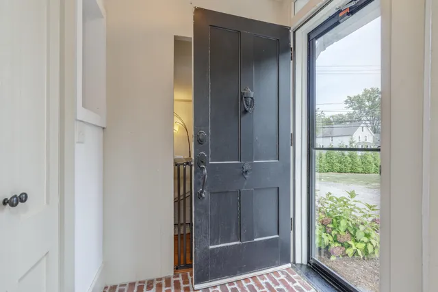 $1,075,000 | 61 Mountain Road, Concord, NH 03301