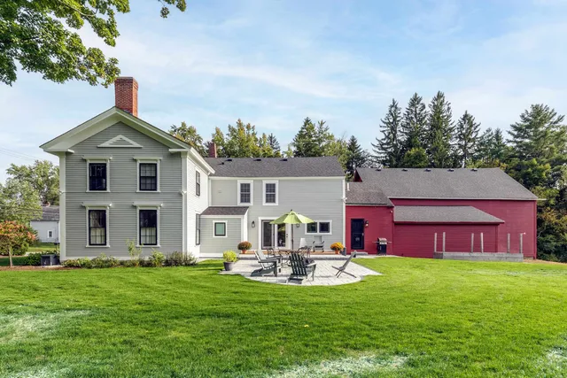 $1,075,000 | 61 Mountain Road, Concord, NH 03301
