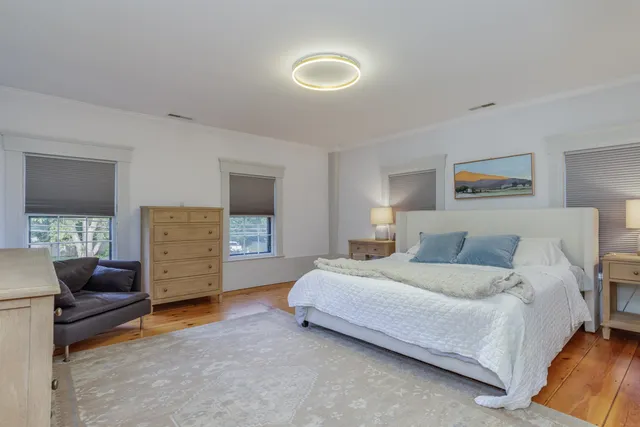 $1,075,000 | 61 Mountain Road, Concord, NH 03301