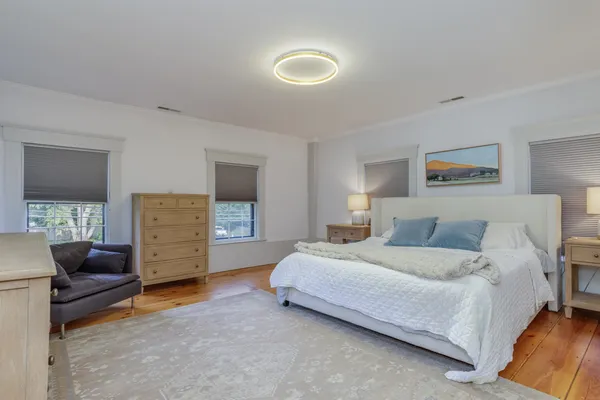 $1,025,000 | 61 Mountain Road, Concord, NH 03301