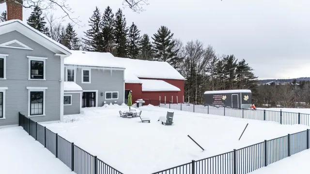 $1,025,000 | 61 Mountain Road, Concord, NH 03301