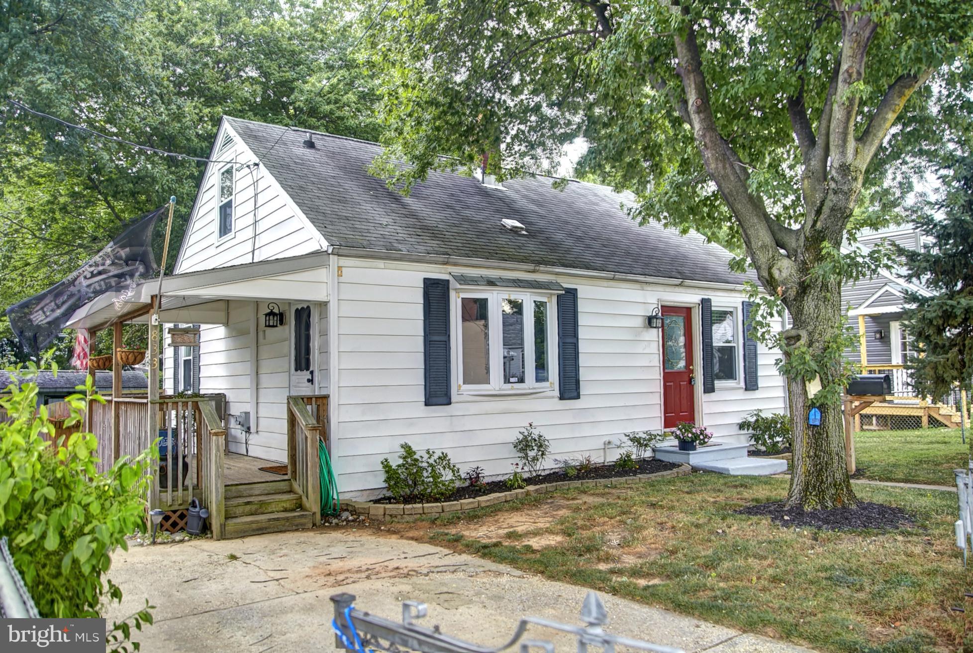 833 Martin Road Baltimore, MD 21221 - Photo 29 of 30 Exterior (Front)