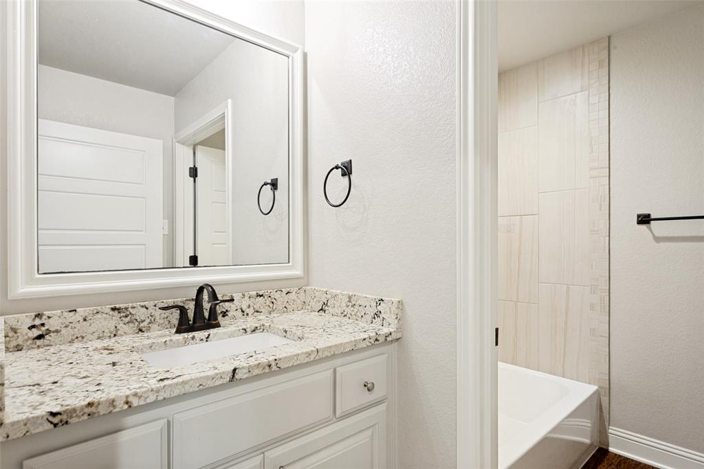 118 Treys Way Godley, TX 76044 - Photo 13 of 17