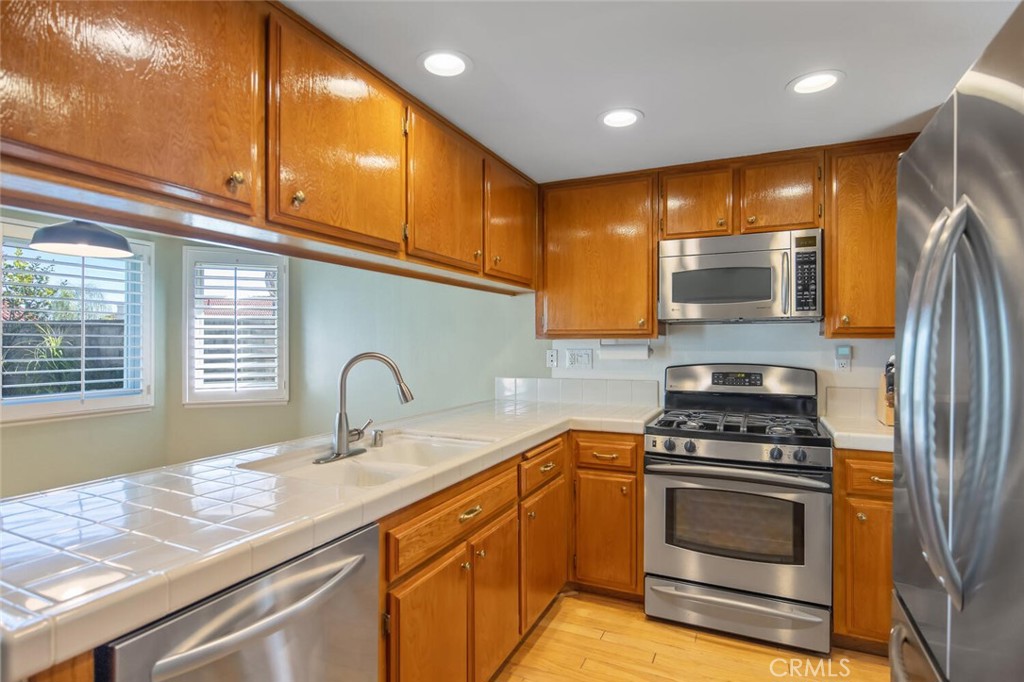 27864 Wakefield Road Castaic, CA 91384 - Photo 12 of 28