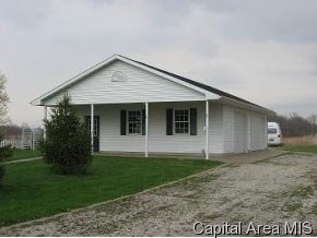 12540 Manning Road Glenarm, IL 62536 - Photo 8 of 8
