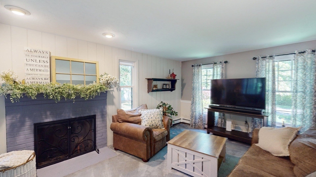 336 Maple Street Franklin, MA 02038 - Photo 12 of 28