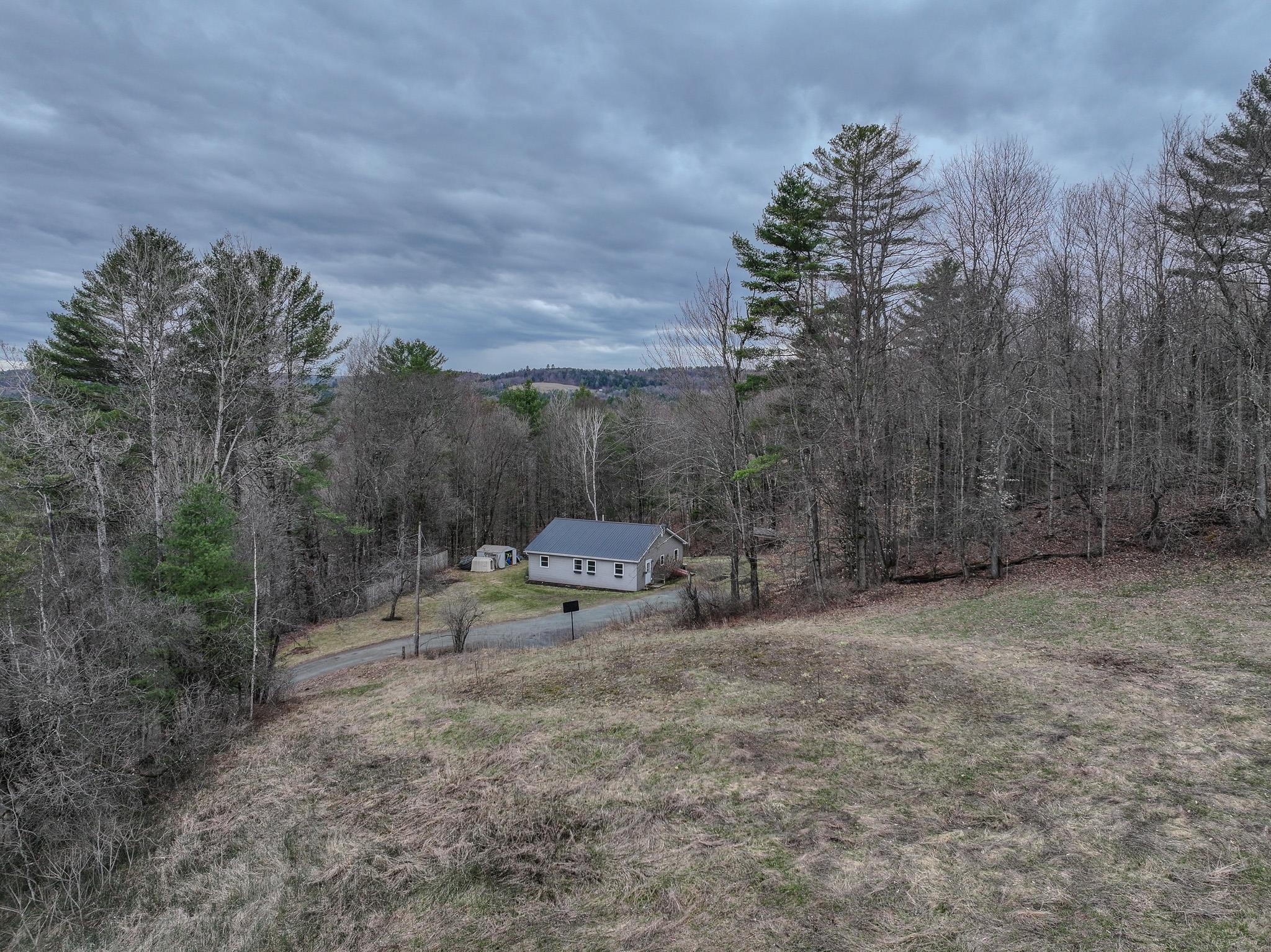 381 Lackey Hill Road St. Johnsbury, VT 05819 - Photo 4 of 44