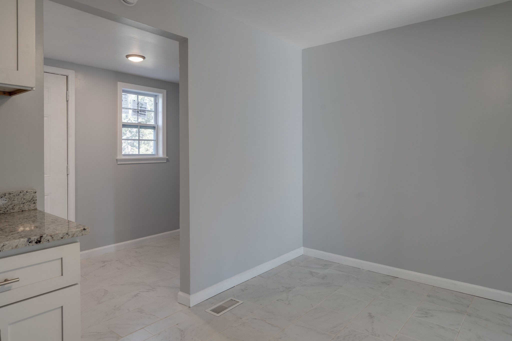 706 Pace Street Gallatin, TN 37066 - Photo 8 of 20 a view of an empty room and window
