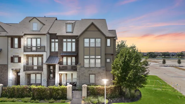 $3,200 | 9679 Towne Lake Parkway, Cypress, TX 77433