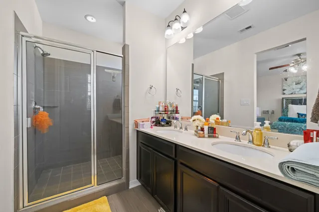 $3,200 | 9679 Towne Lake Parkway, Cypress, TX 77433