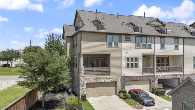 $3,200 | 9679 Towne Lake Parkway, Cypress, TX 77433