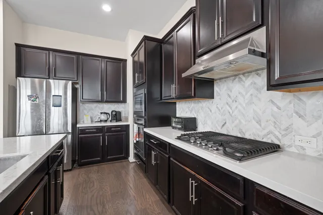 $3,200 | 9679 Towne Lake Parkway, Cypress, TX 77433