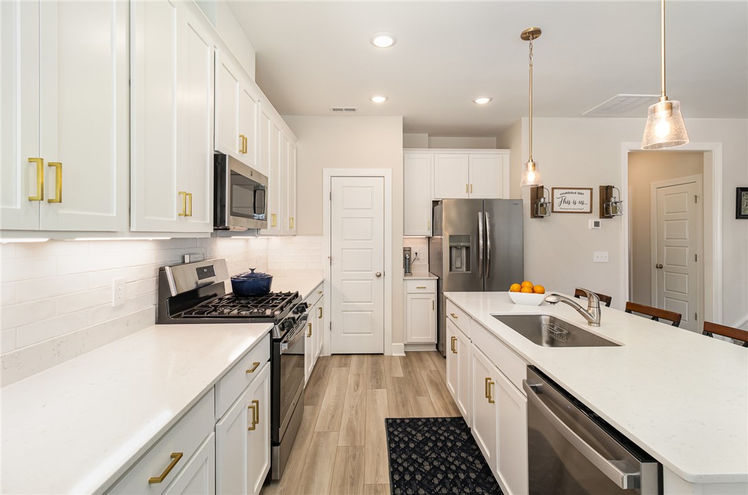 113 White Dutch Lane Greenville, SC 29607 - Photo 13 of 42