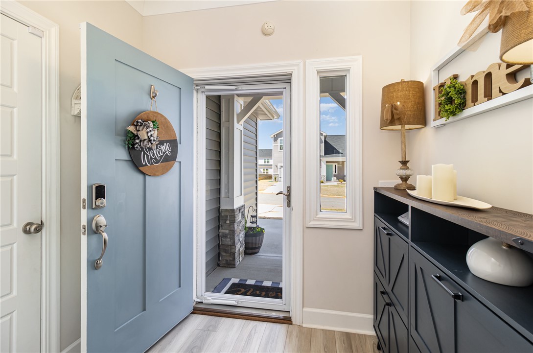 113 White Dutch Lane Greenville, SC 29607 - Photo 5 of 42