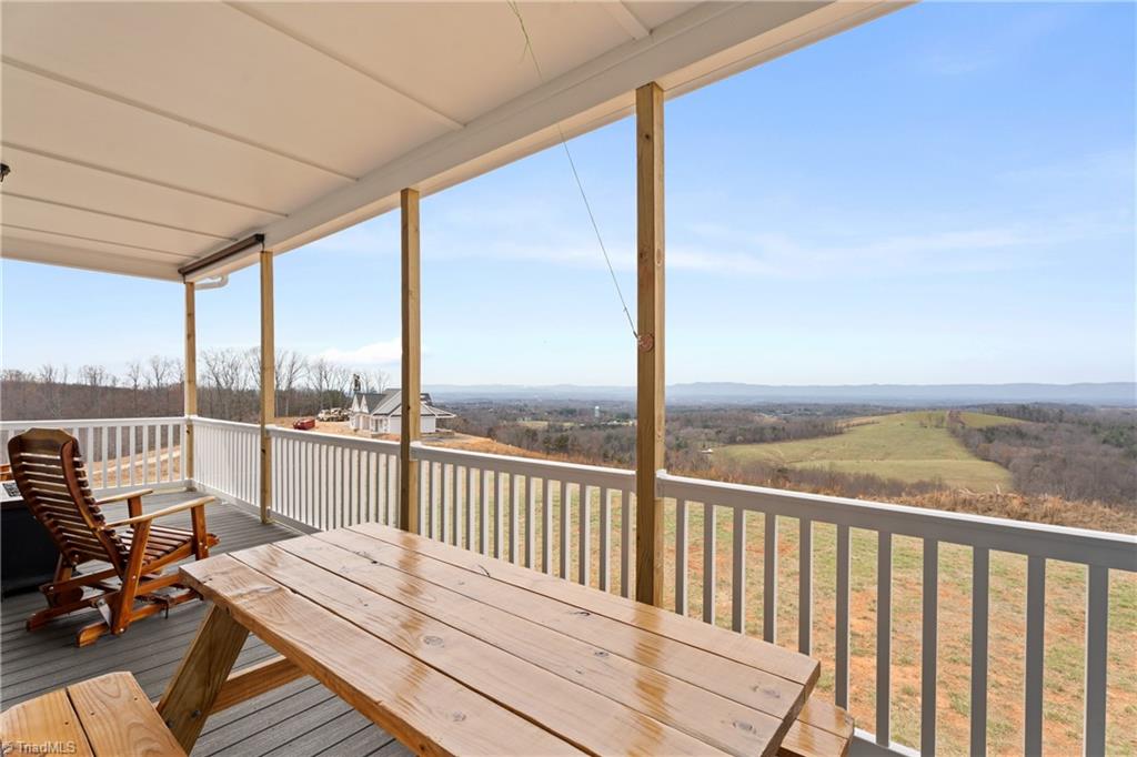 282 Howell Road Pilot Mountain, NC 27041 - Photo 13 of 50