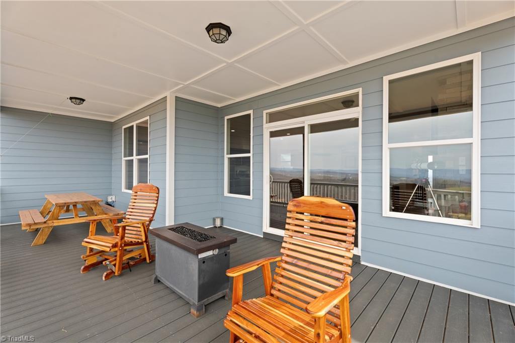 282 Howell Road Pilot Mountain, NC 27041 - Photo 14 of 50