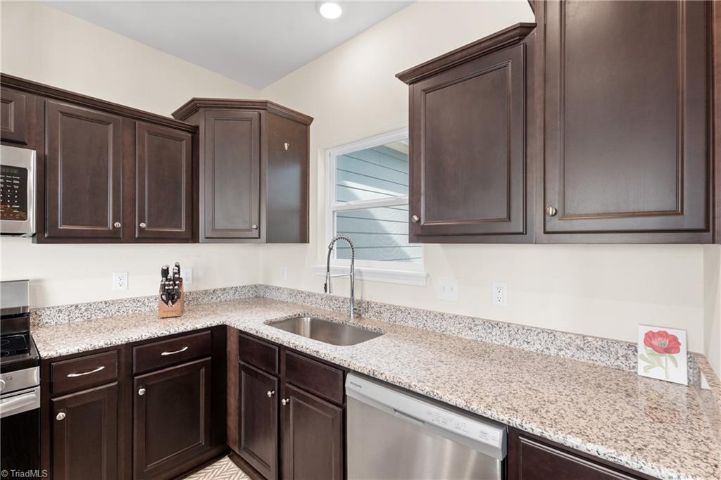 282 Howell Road Pilot Mountain, NC 27041 - Photo 18 of 50