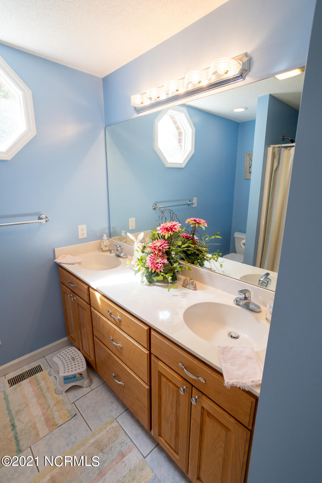2175 Robersonville Road Washington, NC 27889 - Photo 77 of 111 1st floor guest bathroom