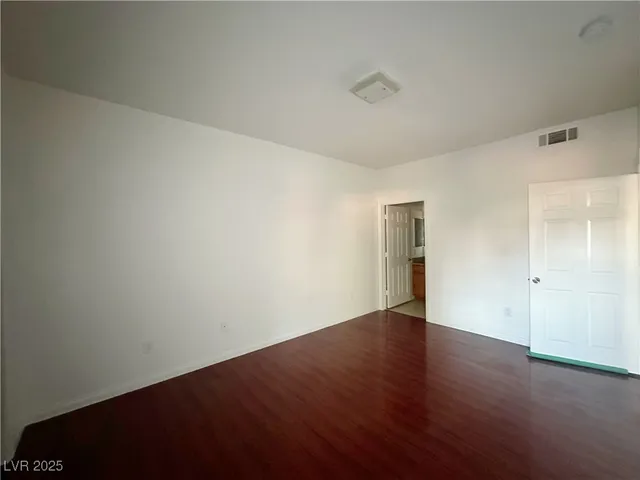 $1,375 | 4400 South Jones Boulevard, Unit 1049, Las Vegas, NV 89103