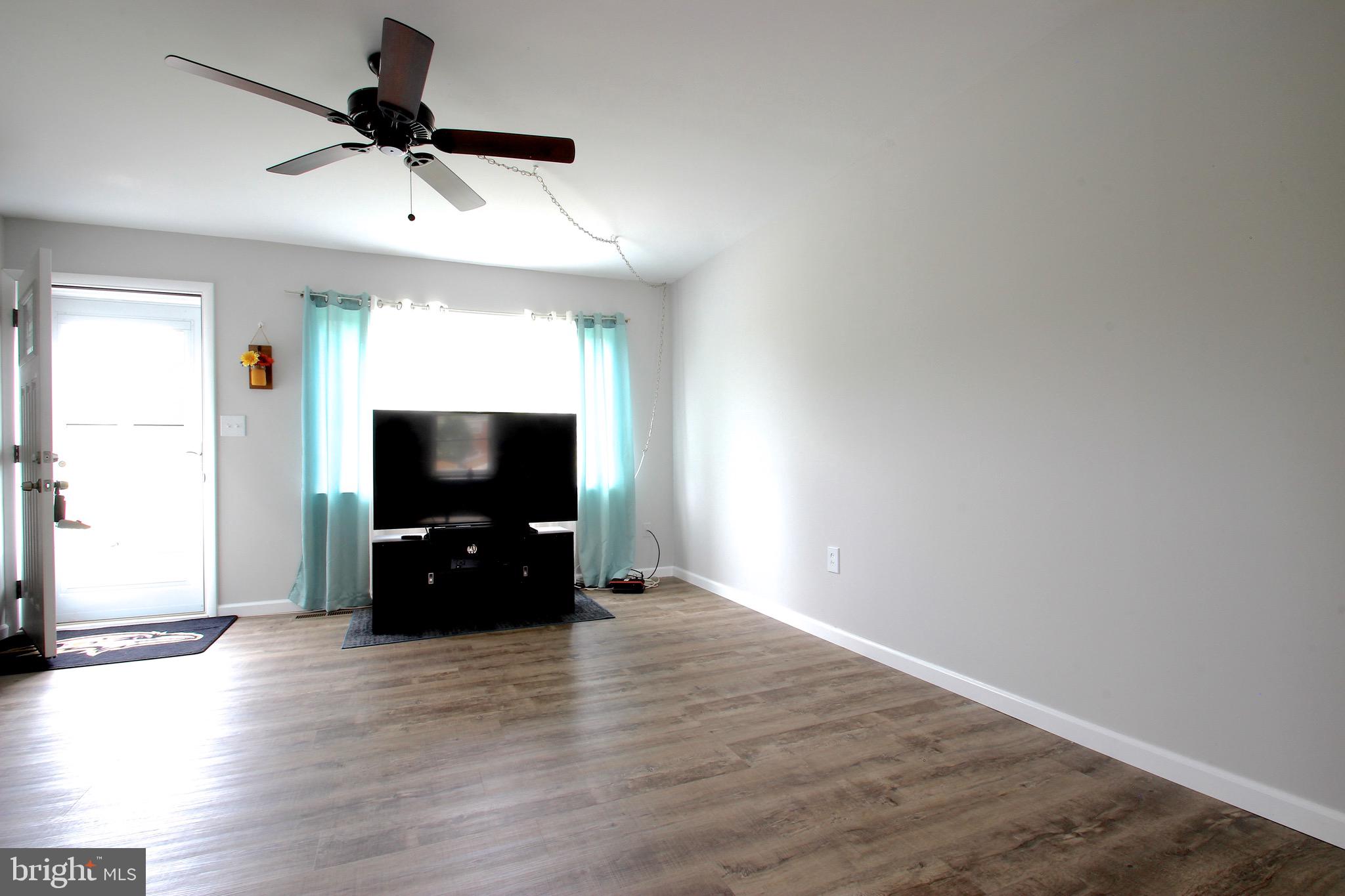 728 Mansfield Road Baltimore, MD 21221 - Photo 14 of 30 Gallery Image 14