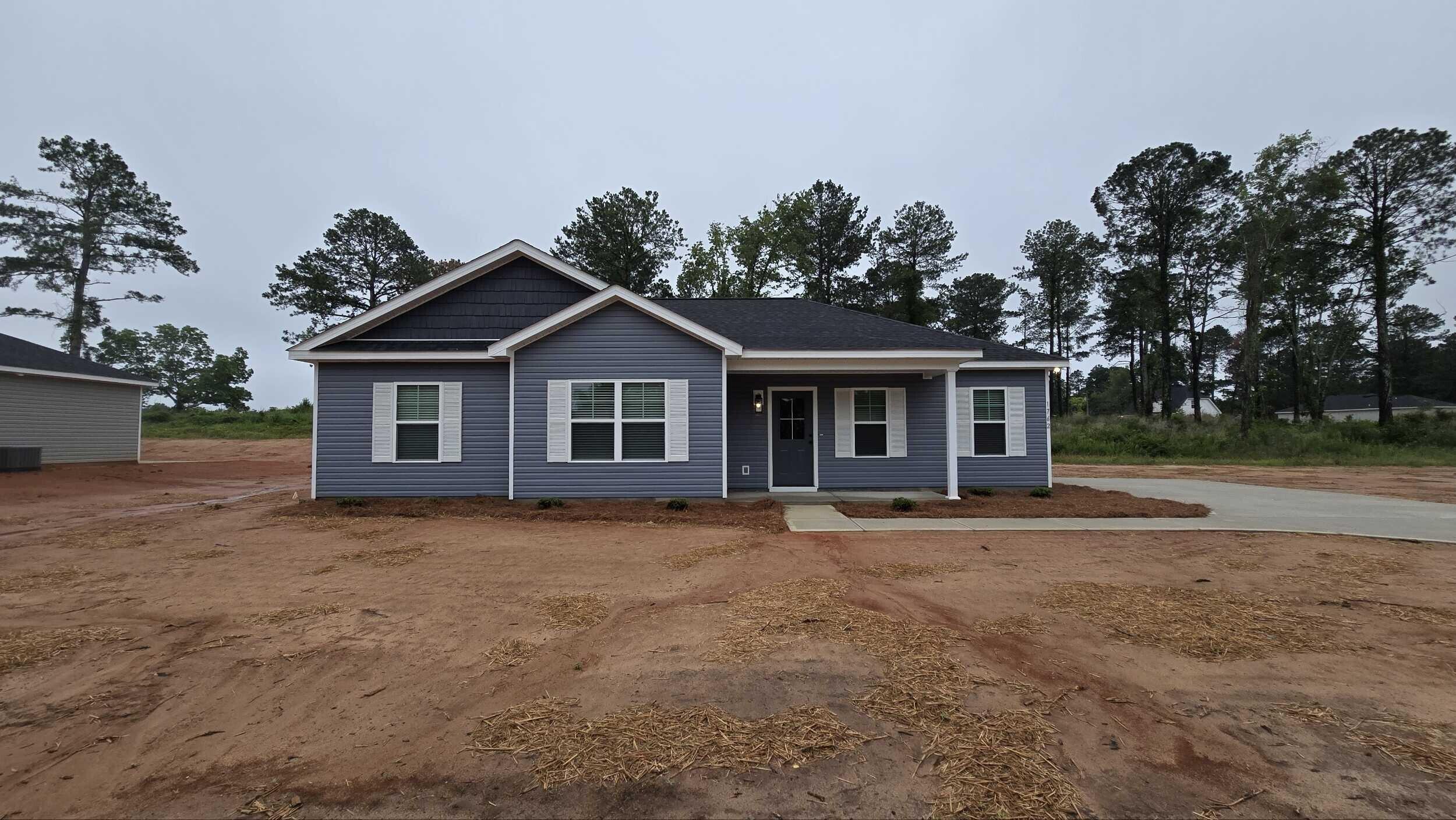 Front of Similar Home