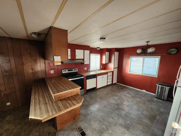 $57,500 | 3104 East Ustick Road, Caldwell, ID 83607