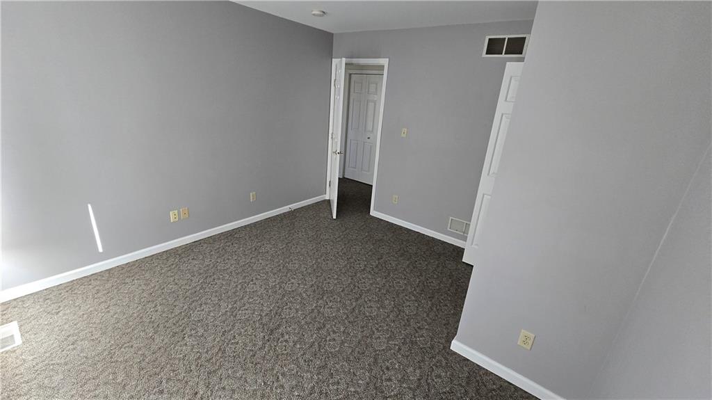 243 Augusta Street Pittsburgh, PA 15211 - Photo 18 of 31