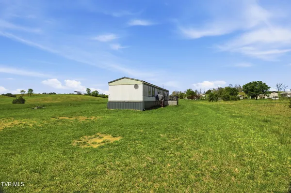 $199,900 | 660 Mohawk Creek Road, Midway, TN 37809