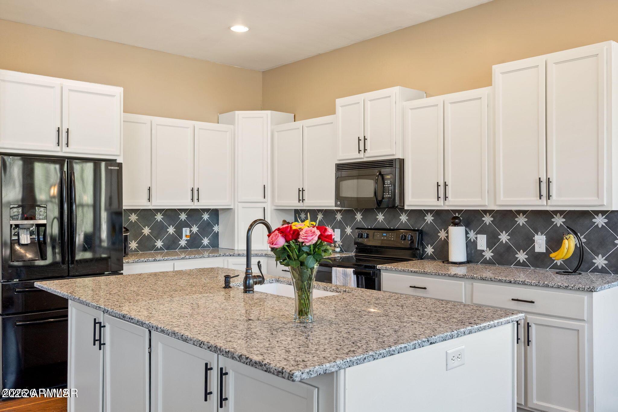 6019 Rim Road Show Low, AZ 85901 - Photo 15 of 52 15