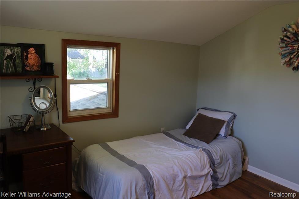 1309 Decker Road Walled Lake, MI 48390 - Photo 18 of 28