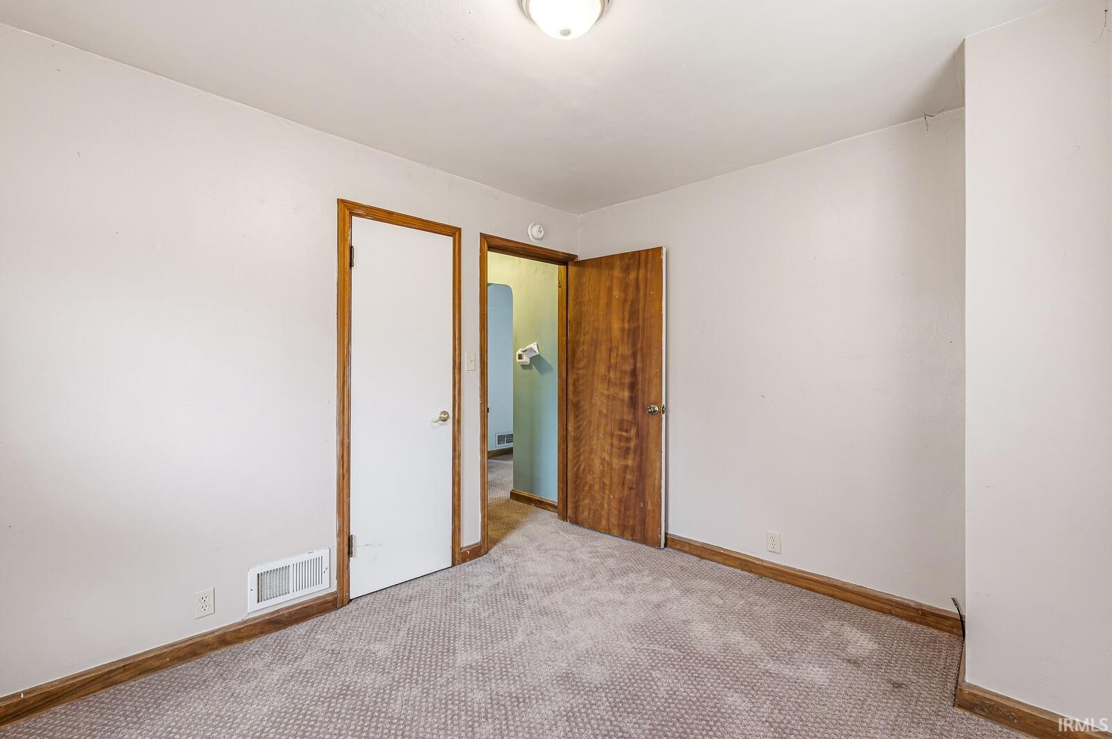 3818 Vistula Road Mishawaka, IN 46544 - Photo 16 of 32 Gallery Image 16