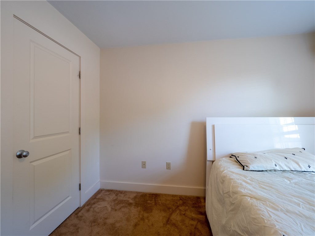 18 Bridgham Street Providence, RI 02907 - Photo 32 of 50