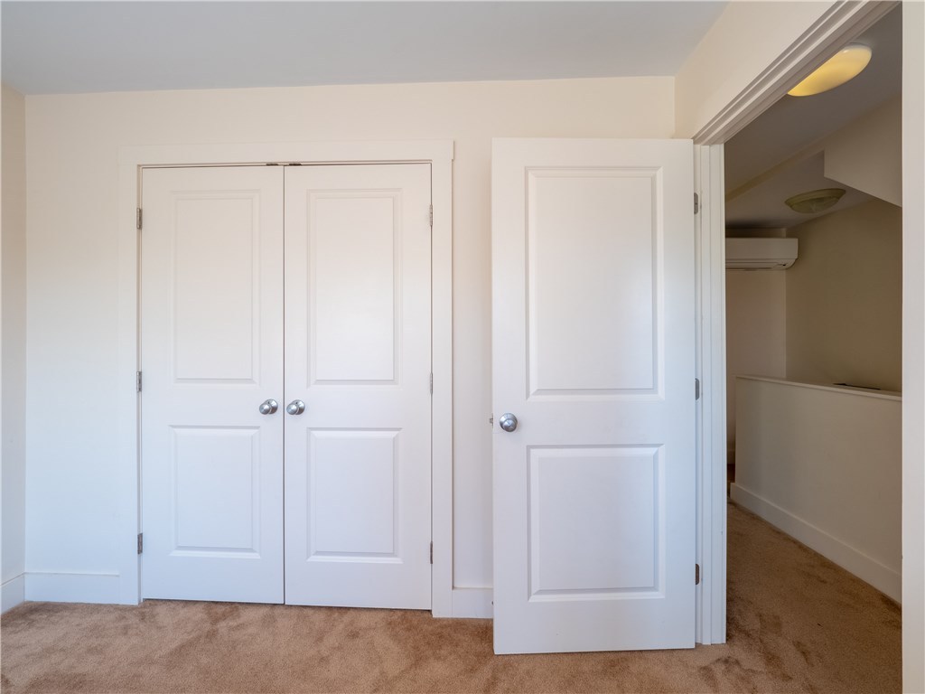 18 Bridgham Street Providence, RI 02907 - Photo 35 of 50