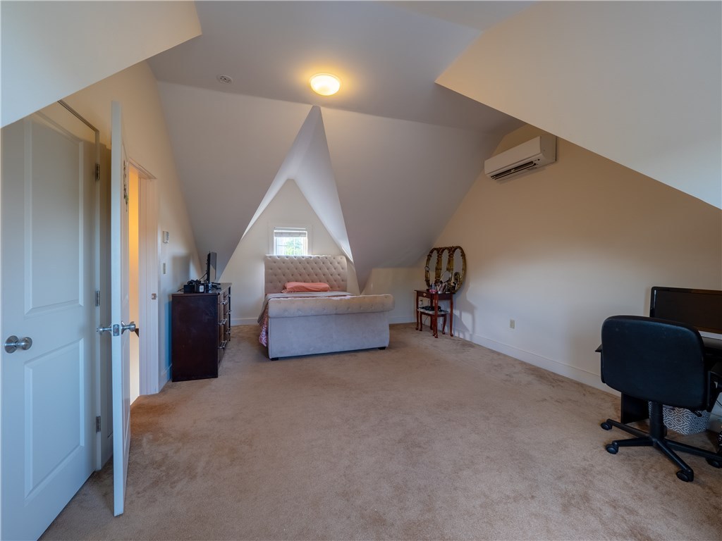 18 Bridgham Street Providence, RI 02907 - Photo 38 of 50