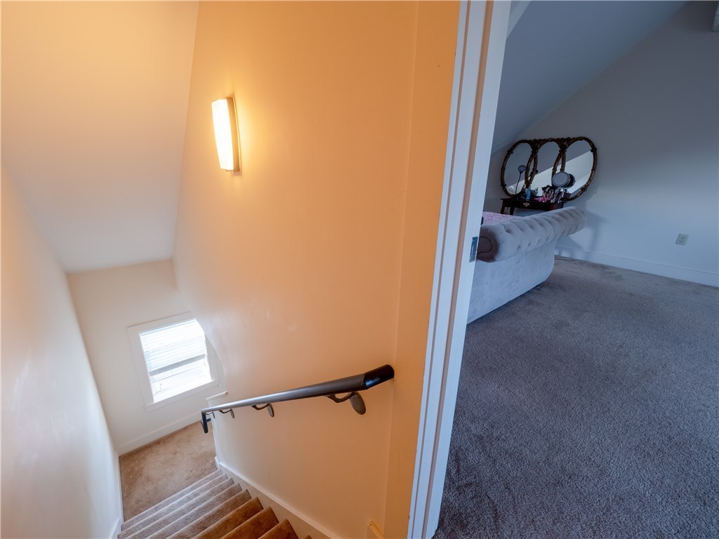 18 Bridgham Street Providence, RI 02907 - Photo 45 of 50