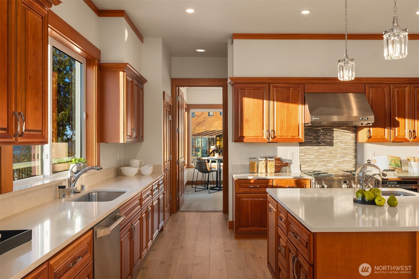 6603 141st Street Southwest Edmonds, WA 98026 - Photo 7 of 24