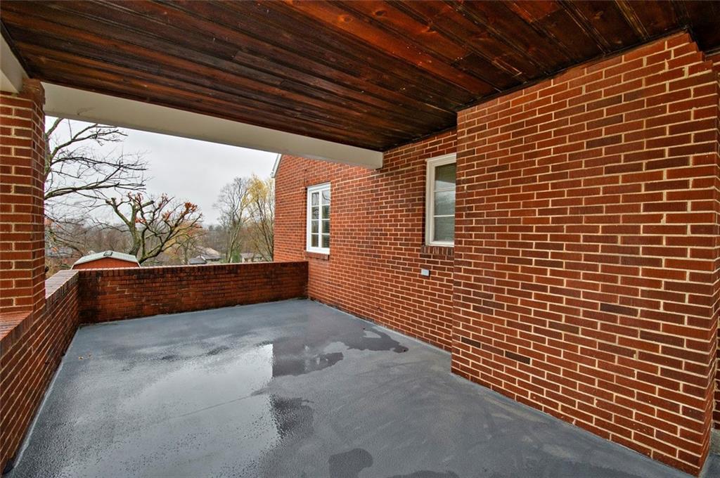 792 Boyce Road Bridgeville, PA 15017 - Photo 4 of 25 Gallery Image 4