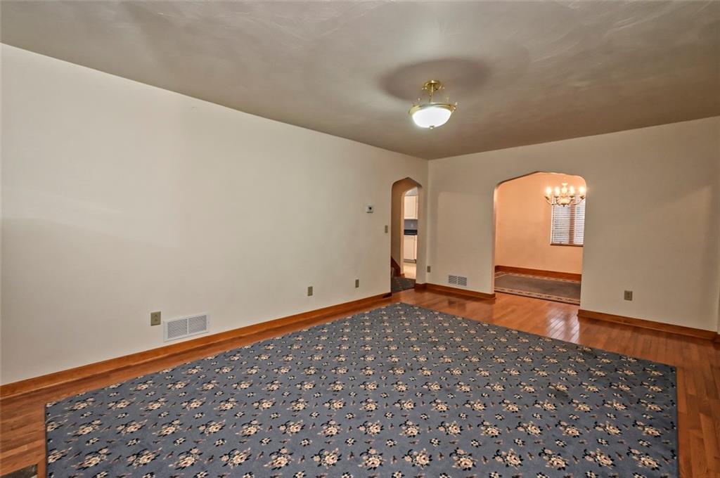 792 Boyce Road Bridgeville, PA 15017 - Photo 7 of 25 Gallery Image 7