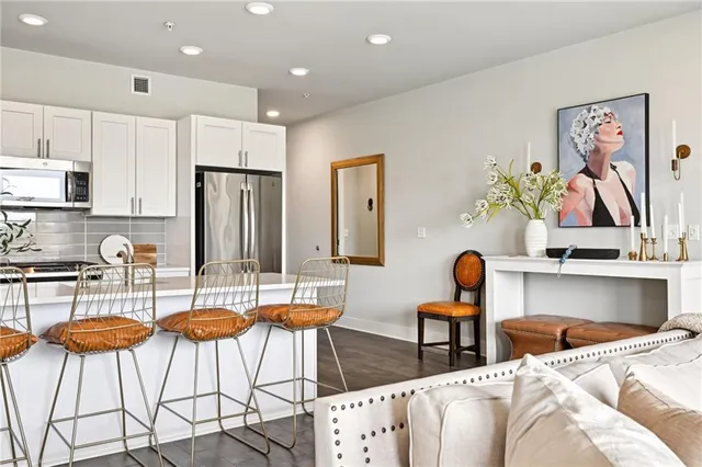 $450,000 | 900 Bartholomew Street, Unit 516, New Orleans, LA 70117