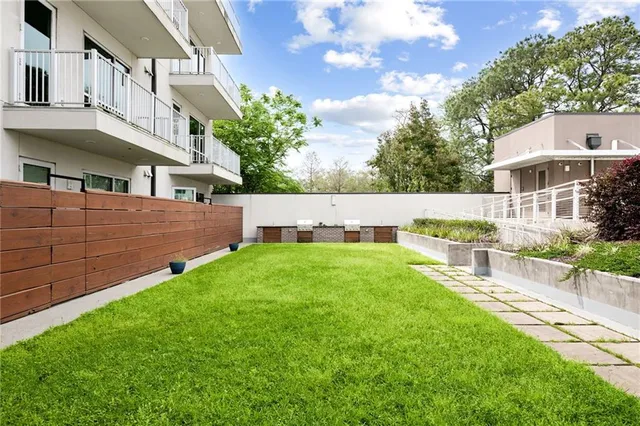 $450,000 | 900 Bartholomew Street, Unit 516, New Orleans, LA 70117