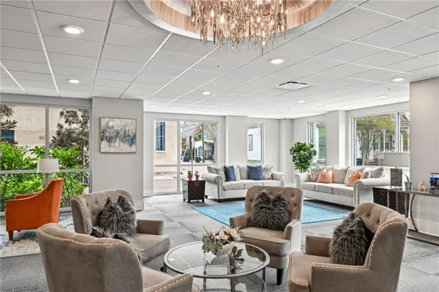 $450,000 | 900 Bartholomew Street, Unit 516, New Orleans, LA 70117