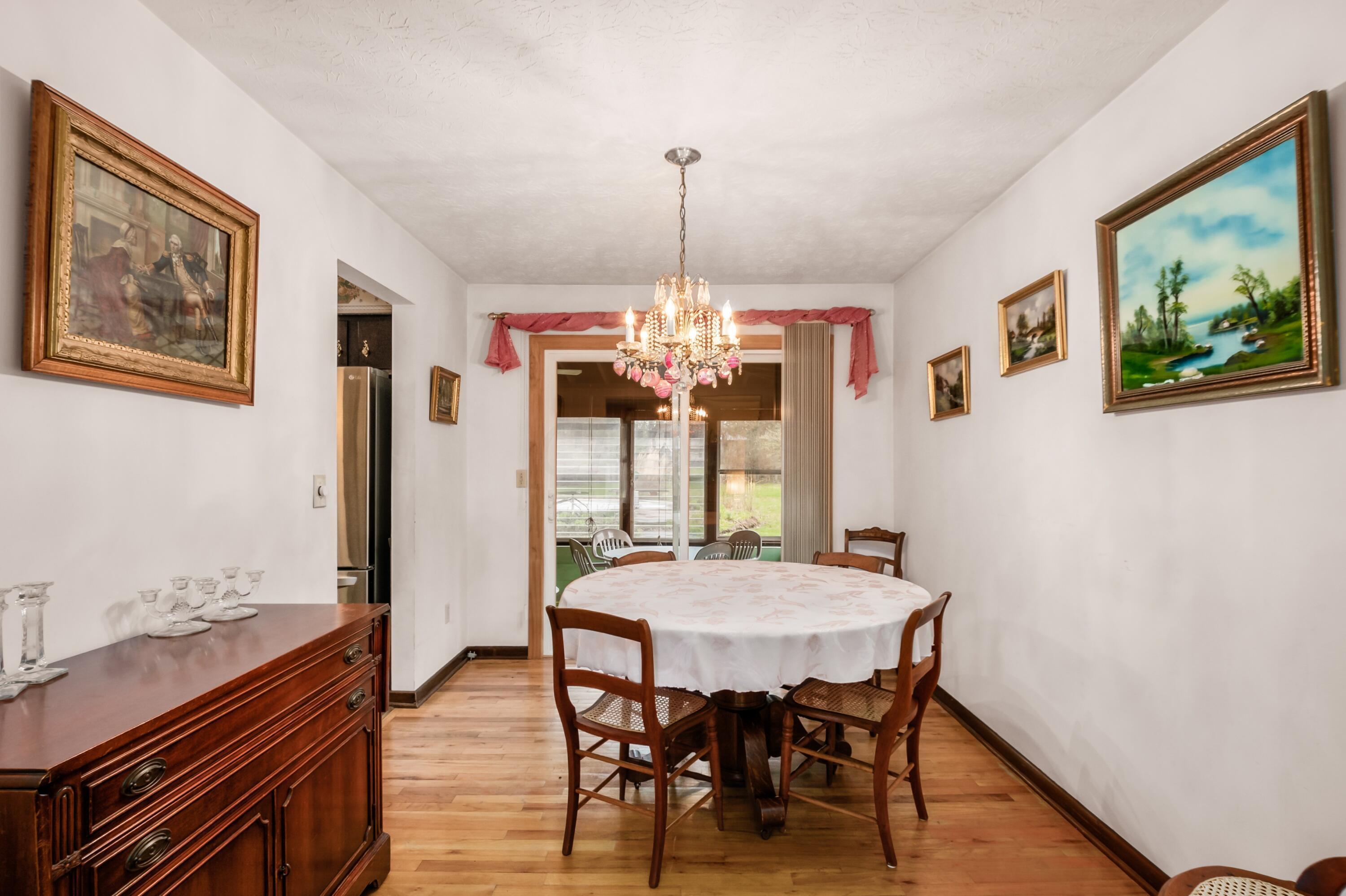 6611 Millbrae Road Columbus, OH 43235 - Photo 5 of 34 * Formal Dining To 3 Seasons Room *